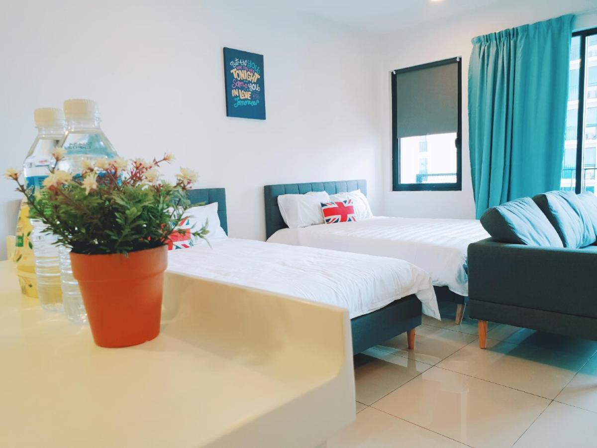 Bed and Breakfast Simple No.6 // Trefoil Setia Alam Shah Alam Esterno foto